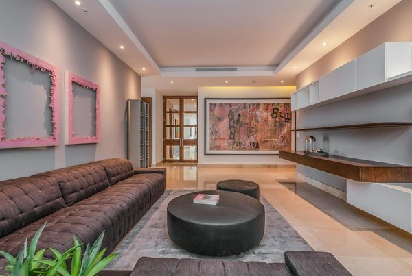 ¿Cuáles son los mejores consejos para llevar blanco de pies a cabeza?